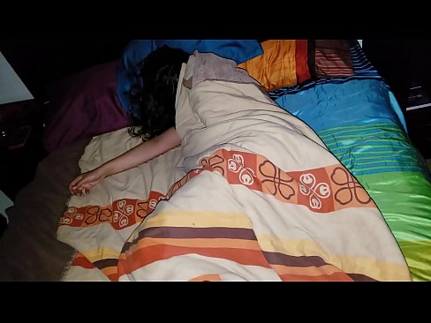 ❤️ Anak tiri berating ibu tiriné enom nalika dheweke turu. Saru ayu ing jv.yourxxxvideos.ru ❌️❤